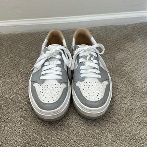 Nike Jordan Sneakers